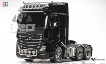 Tamiya Camión Cabeza Tractora MB Actros