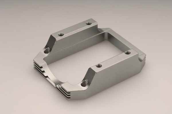 Kyosho Evolva One Piece Engine Mount Novarossi