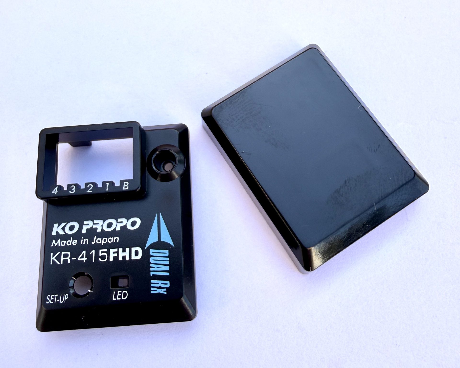 KO Propo Caja de Receptor tipo KR-415FH