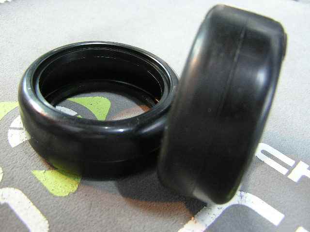 Tire Low Pro Medium Narrow Inner Mesh (D20R)