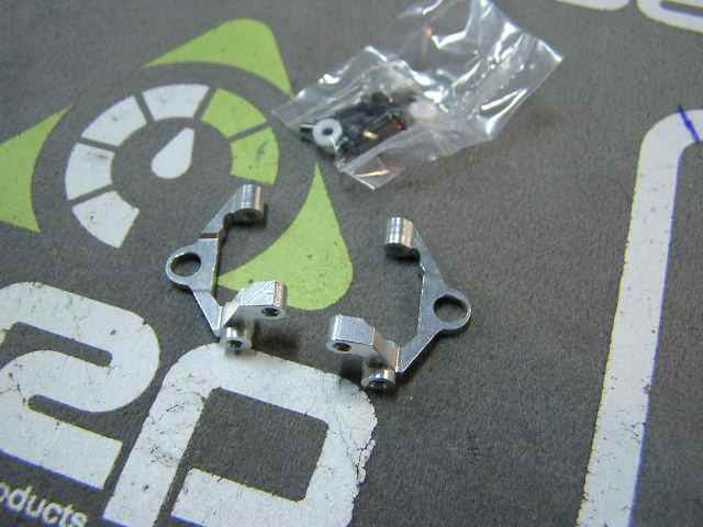 Frontal Arms + Screws