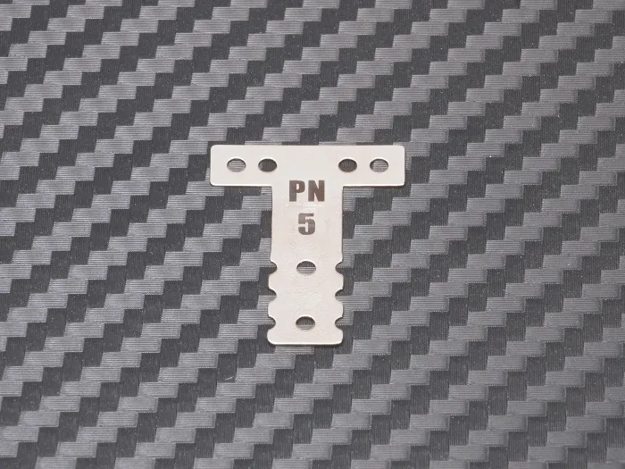 PN Racing T-plate MM hardness #5 in steel for MR03/MR04